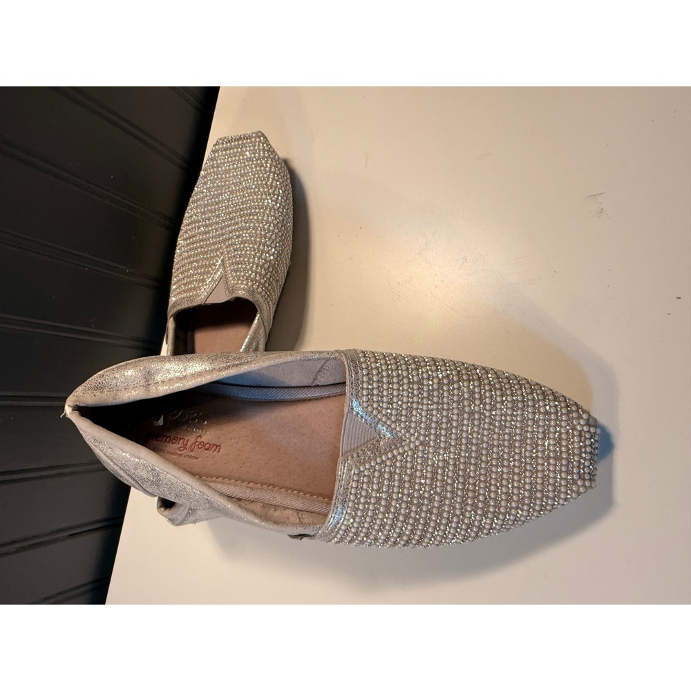 Skechers BOBS Silver Metallic Pearl Rhinestone Slip On Flats 31454 Womens 9